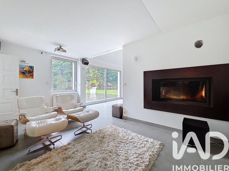 Maison - 446 m² - 9 pièces