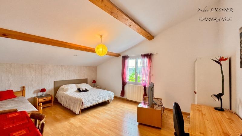 Villa - 273 m² - 7 pièces