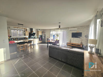 Villa - 86 m² - 4 pièces