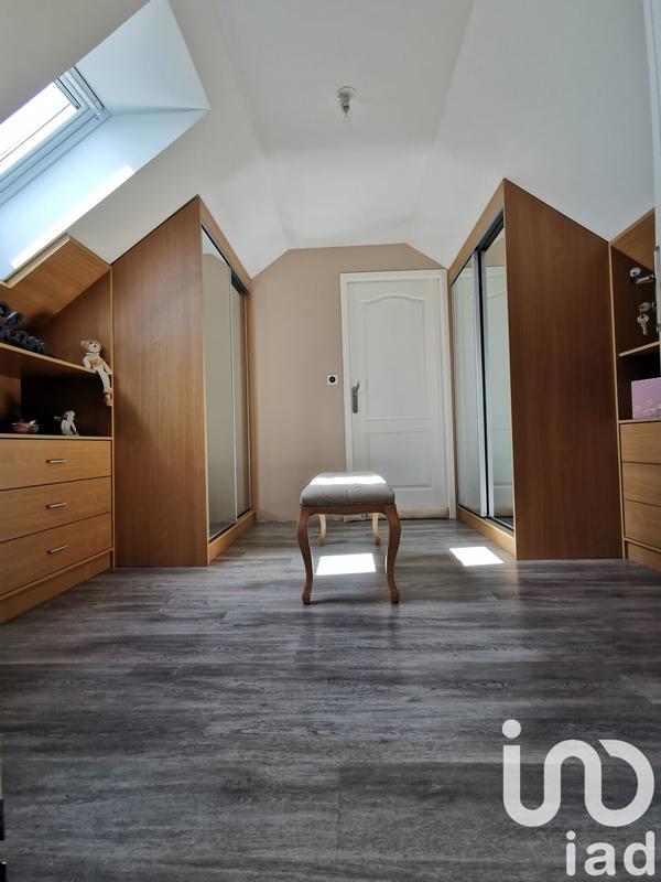 Maison - 210 m² - 7 pièces