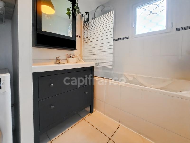 Maison - 75 m² - 5 pièces