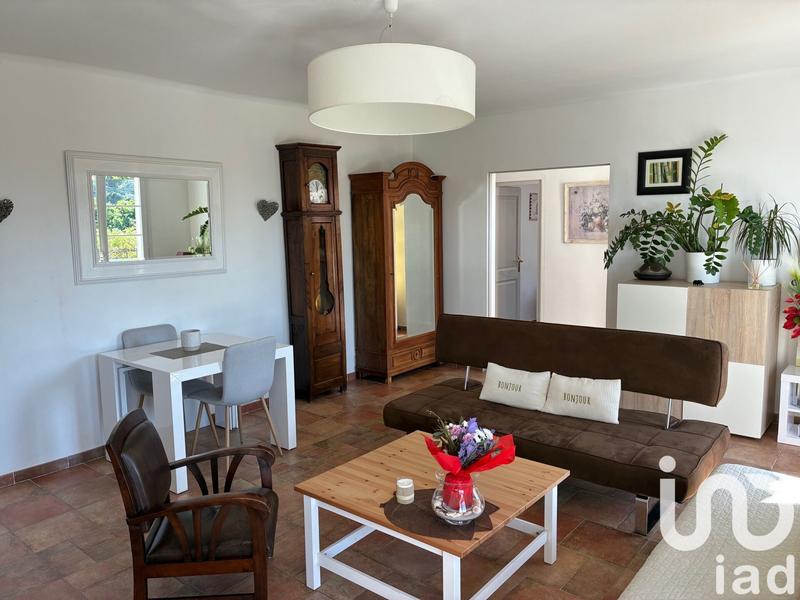 Maison - 273 m² - 10 pièces