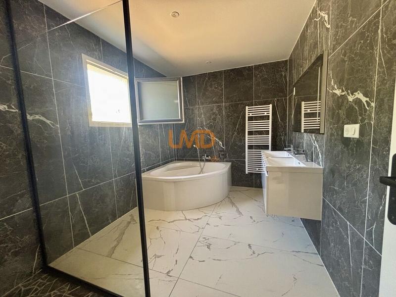 Maison - 133 m² - 4 pièces