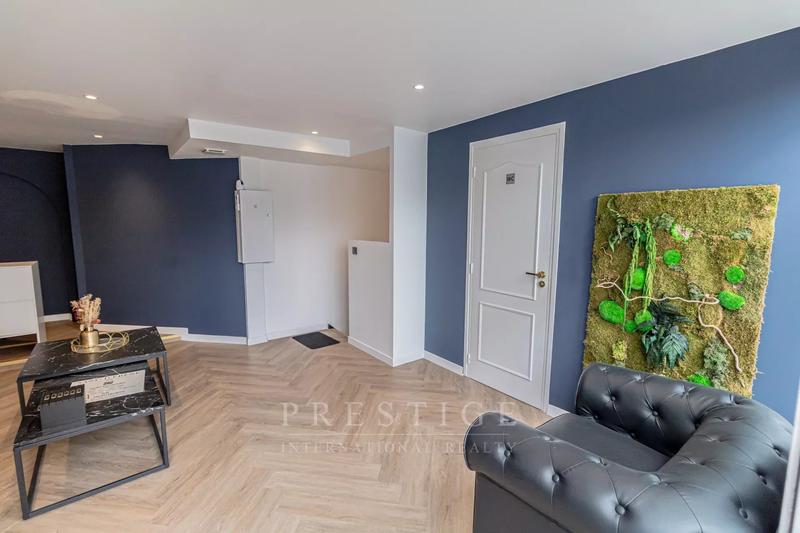 Local commercial - 19 m² - 2 pièces