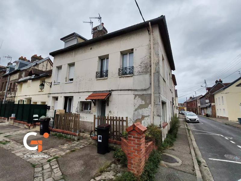 Maison - 88 m² - 6 pièces