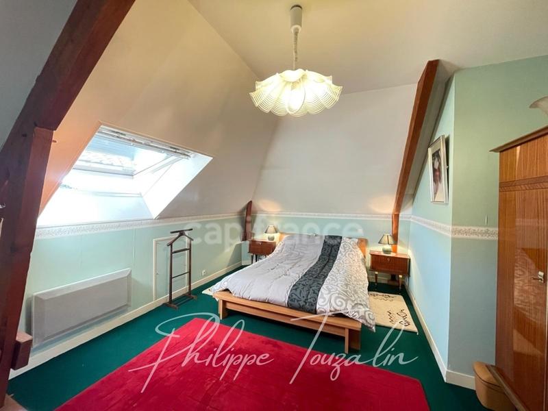 Maison - 152 m² - 8 pièces