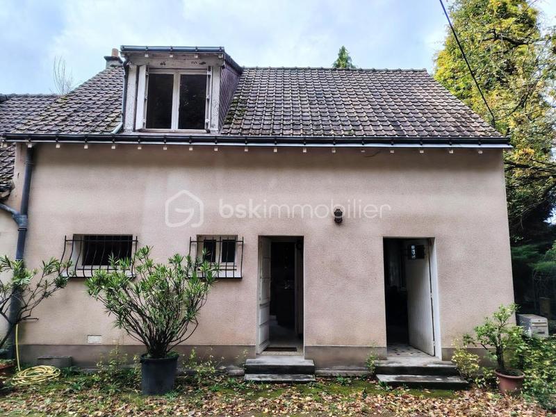 Maison - 156 m² - 8 pièces