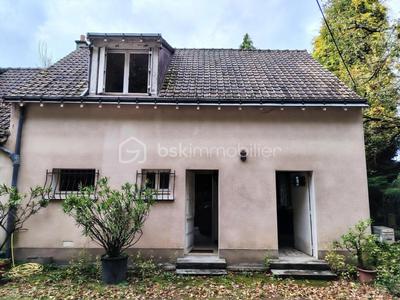 Maison - 156 m² - 8 pièces