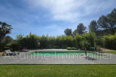 Villa - 280 m² - 7 pièces