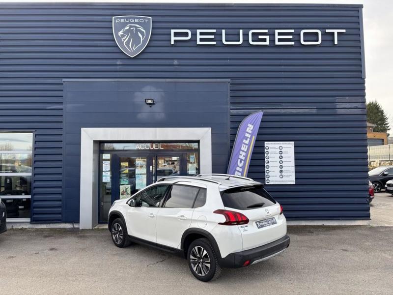 Peugeot 2008 1.2 Puretech 110 s&amp;amp;S Allure