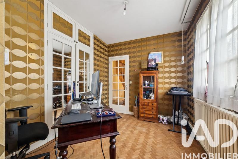 Maison - 195 m² - 8 pièces