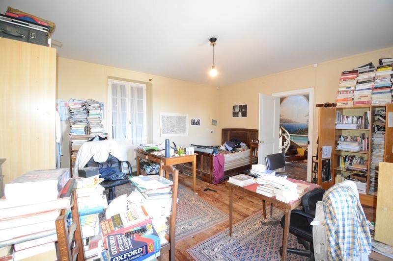 Maison - 206 m² - 6 pièces