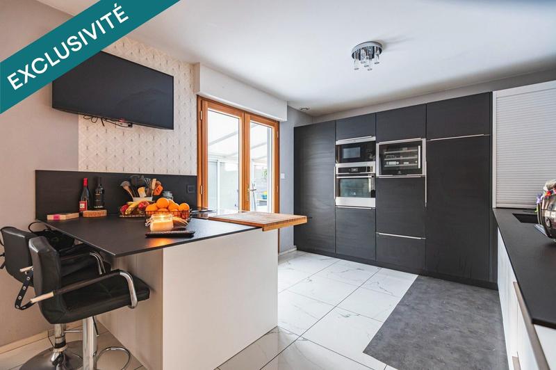 Maison - 190 m² - 6 pièces