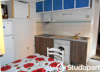 Chambre - 9 m² - 1 pièce