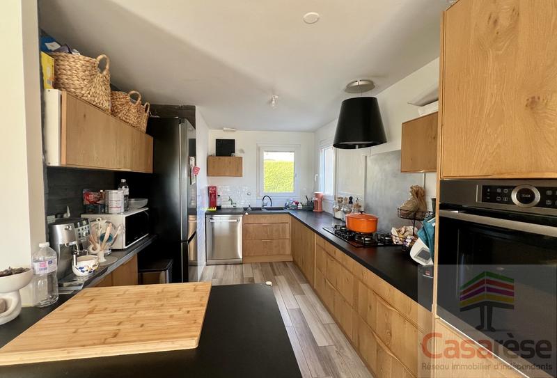 Maison - 143 m² - 5 pièces