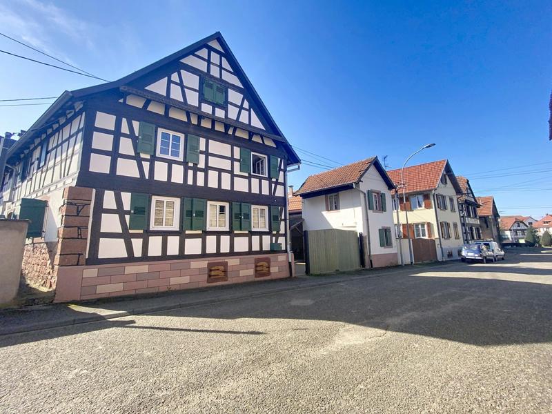 Maison ancienne - 162 m² - 6 pièces