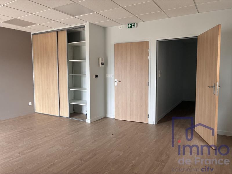Local commercial - 108 m²