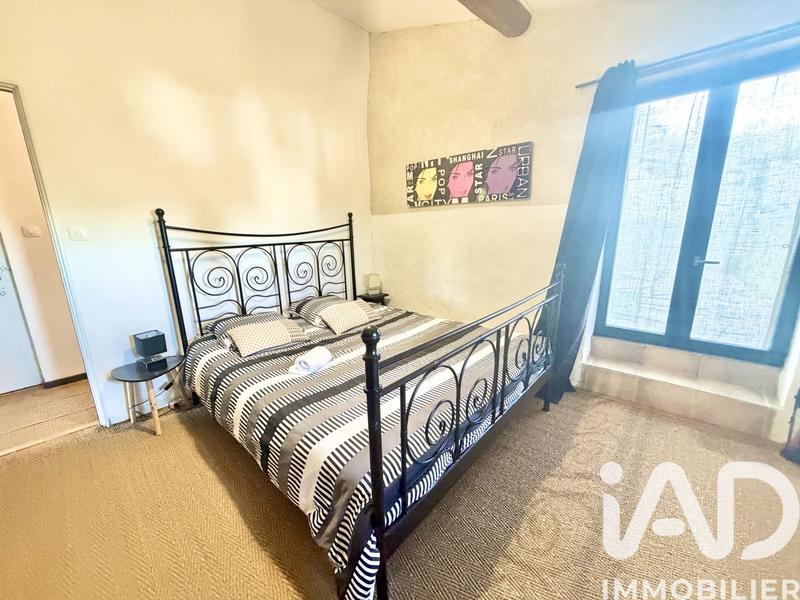 Maison - 222 m² - 10 pièces