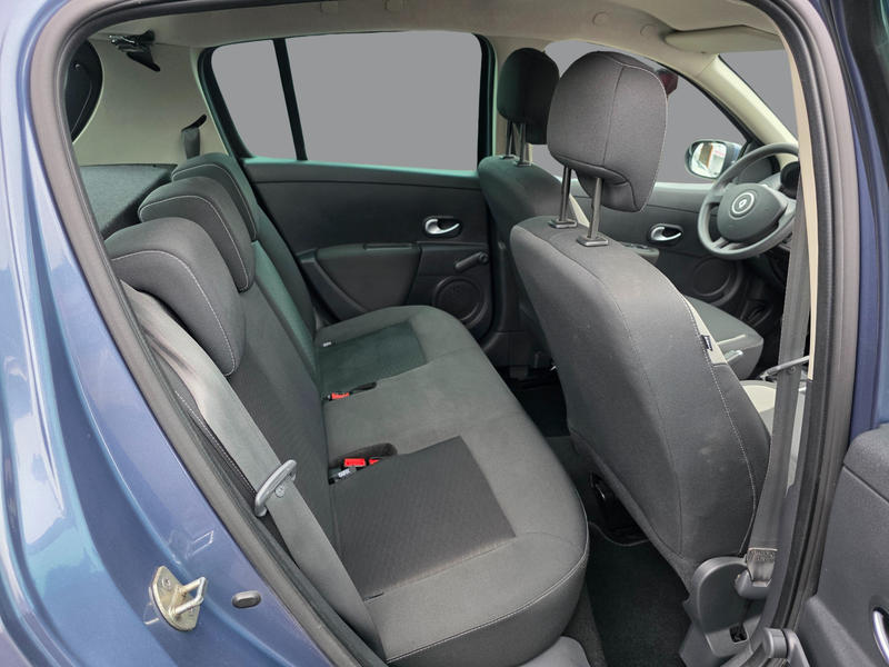 Renault Clio 3 - 1.5 dCi 75 Cv Authentique