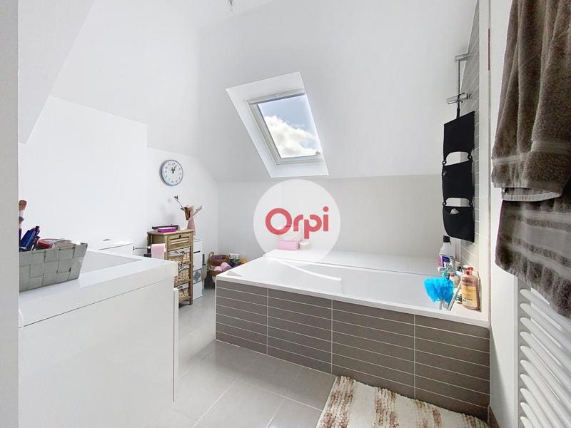 Maison - 92 m² - 5 pièces