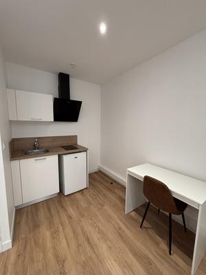 Bureau - 12 m² - 2 pièces