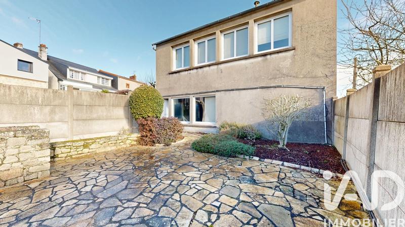 Maison - 135 m² - 6 pièces