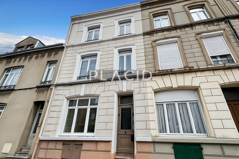 Immeuble - 6 pièces