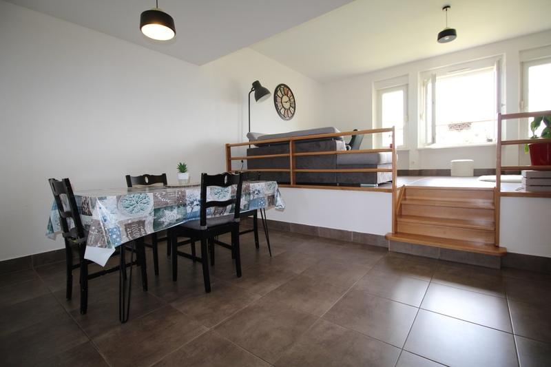 Appartement - 99 m² - 4 pièces