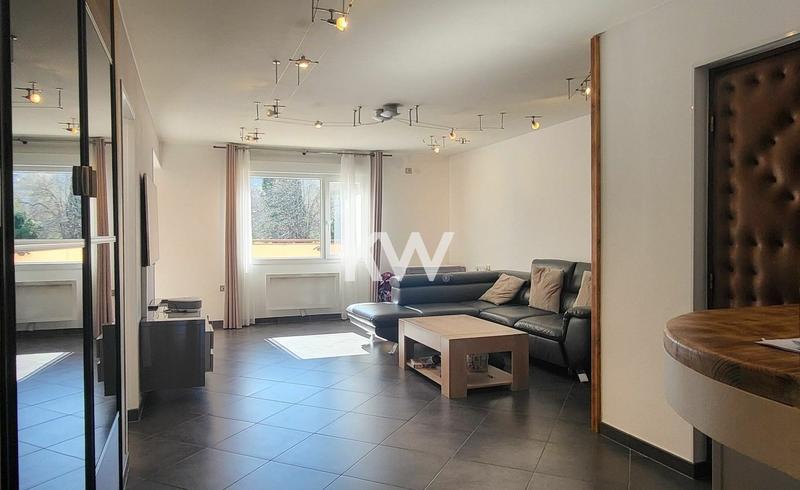 Appartement - 97 m² - 4 pièces