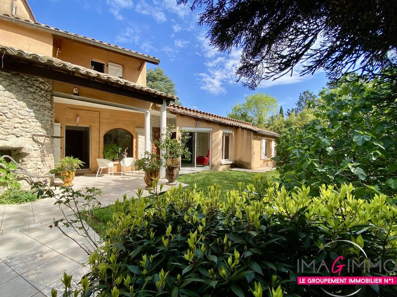 Maison de ville - 170 m² - 5 pièces