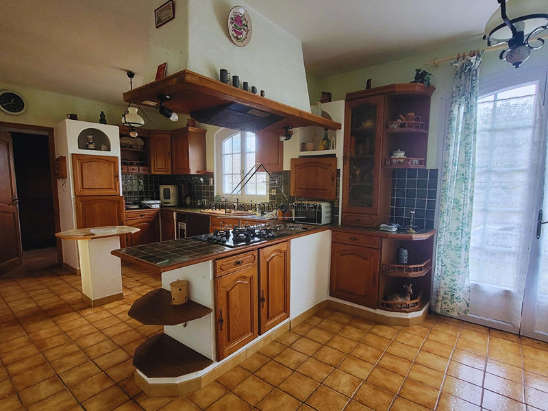 Villa - 200 m² - 7 pièces