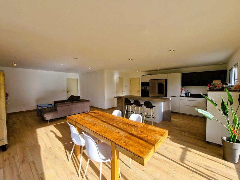 Maison - 126 m² - 6 pièces