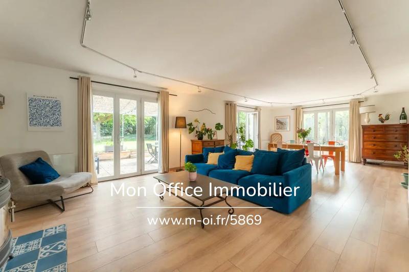 Villa - 180 m² - 5 pièces