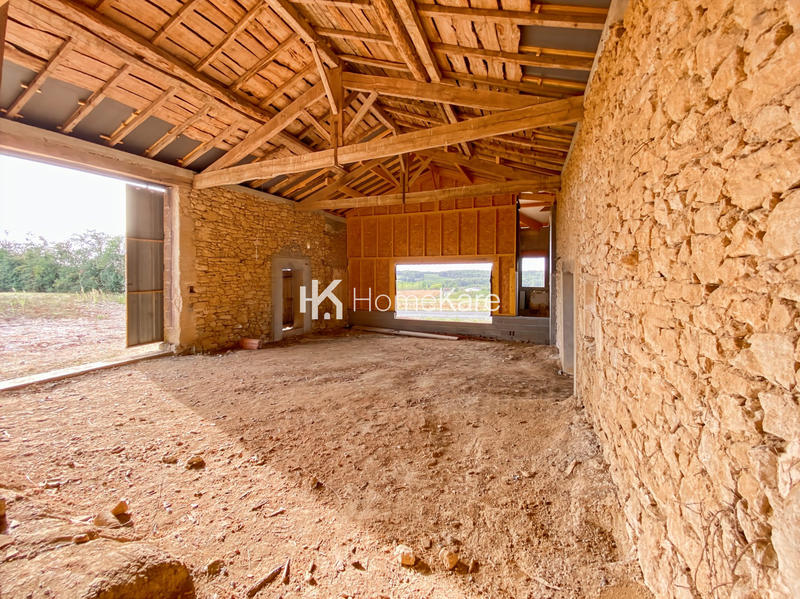 Maison - 180 m² - 5 pièces