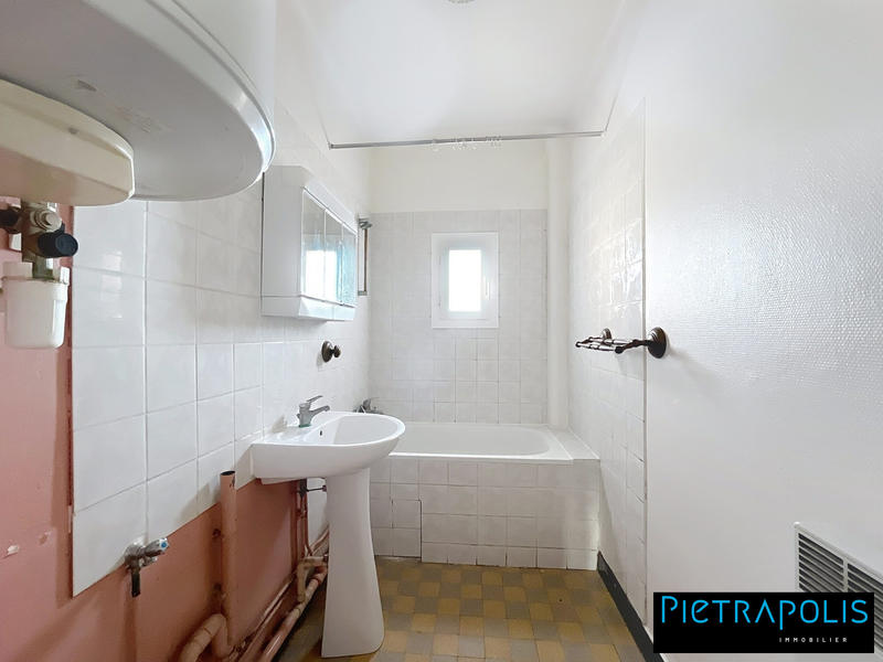 Appartement - 45 m² - 3 pièces