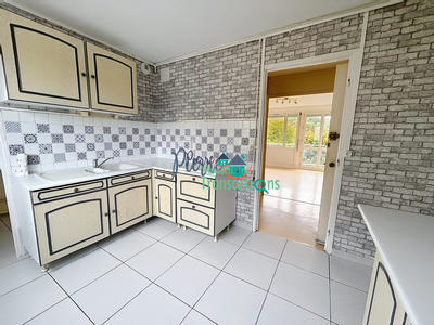 Appartement - 77 m² - 3 pièces