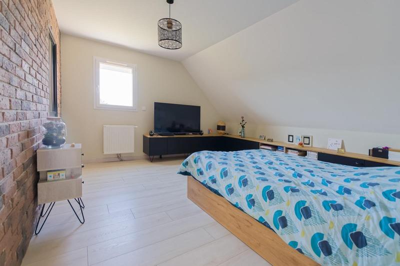 Maison - 110 m² - 5 pièces