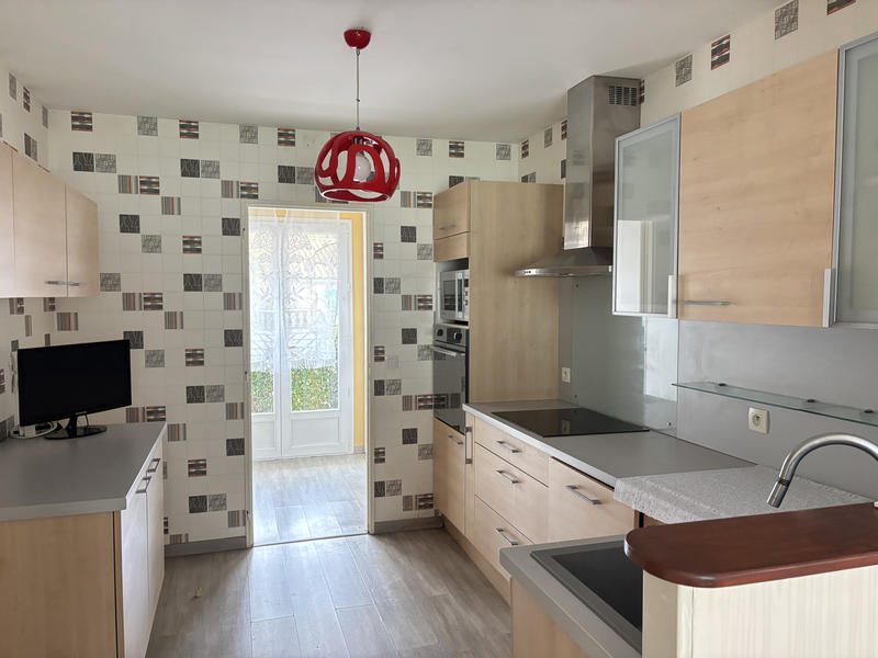 Maison - 94 m² - 4 pièces