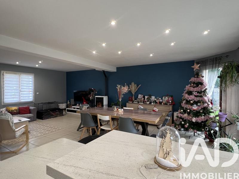 Maison - 121 m² - 5 pièces