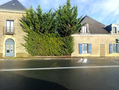 Maison - 182 m² - 6 pièces