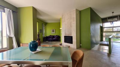 Maison - 217 m² - 6 pièces