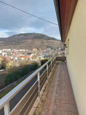 Maison - 250 m² - 6 pièces