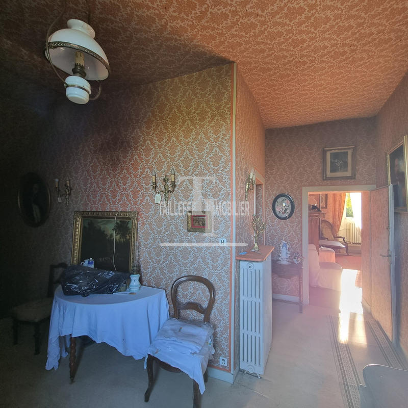 Maison ancienne - 180 m² - 7 pièces