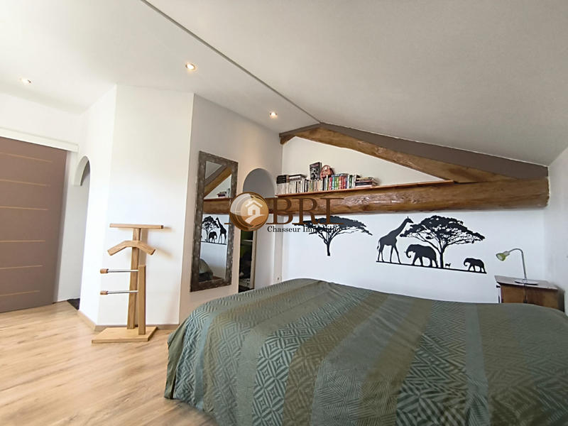 Maison contemporaine - 146 m² - 5 pièces