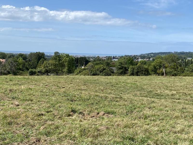 Terrain constructible - 1 671 m²