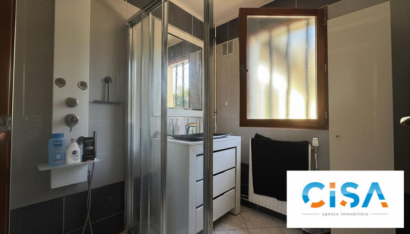 Maison traditionnelle - 127 m² - 6 pièces