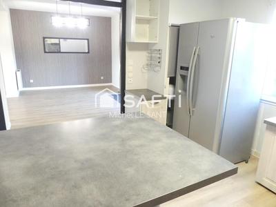 Maison - 179 m² - 11 pièces