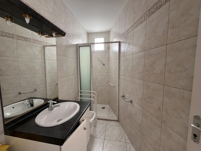 Maison traditionnelle - 161 m² - 6 pièces