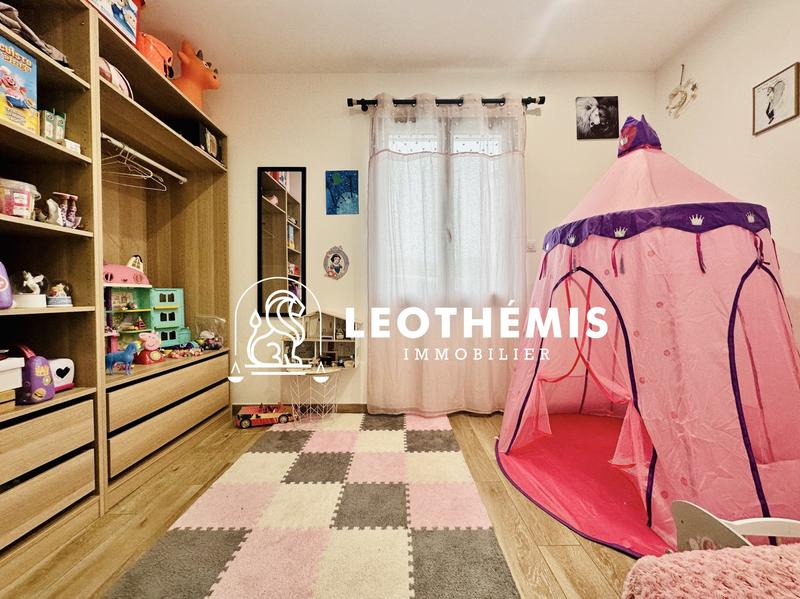 Maison - 93 m² - 4 pièces