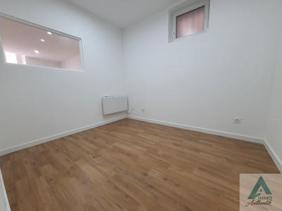 Appartement - 48 m² - 3 pièces